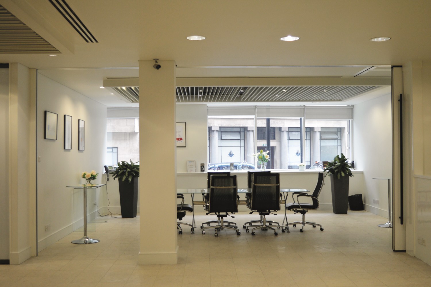 Bircham Dyson Bell LLP – Best Recruiter – Medium City Firm | Meeting Room